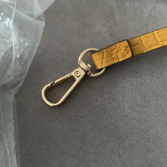 New! H&M Yellow Croc Embossed Crossbody Bag - Picture 11 of 11
